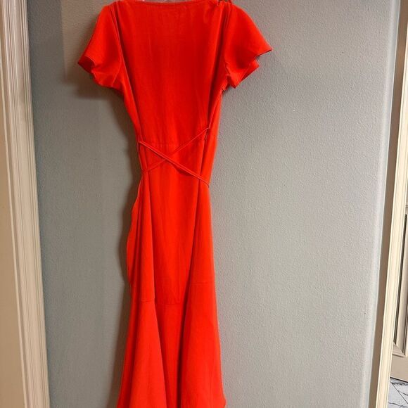 Bishop & Young 'Tara' Wrap Dress SIZE XS deep
Red orange , Flutter Sleeves - Picture 3 of 5